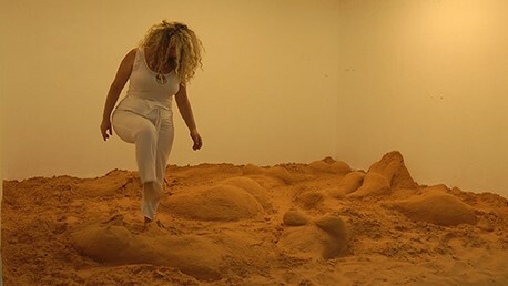 ללא כותרת 3, מיצב, חול