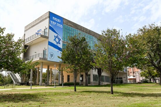 מבנה סים מבנה סים